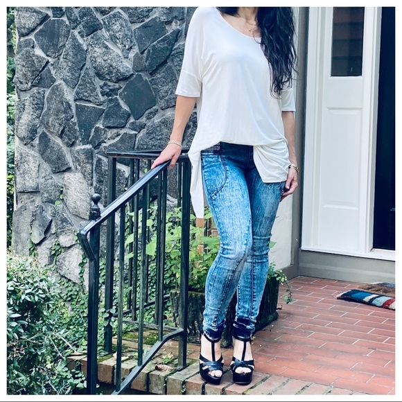 Asymmetrical off white tunic piko knit tunic top - Picture 2 of 8